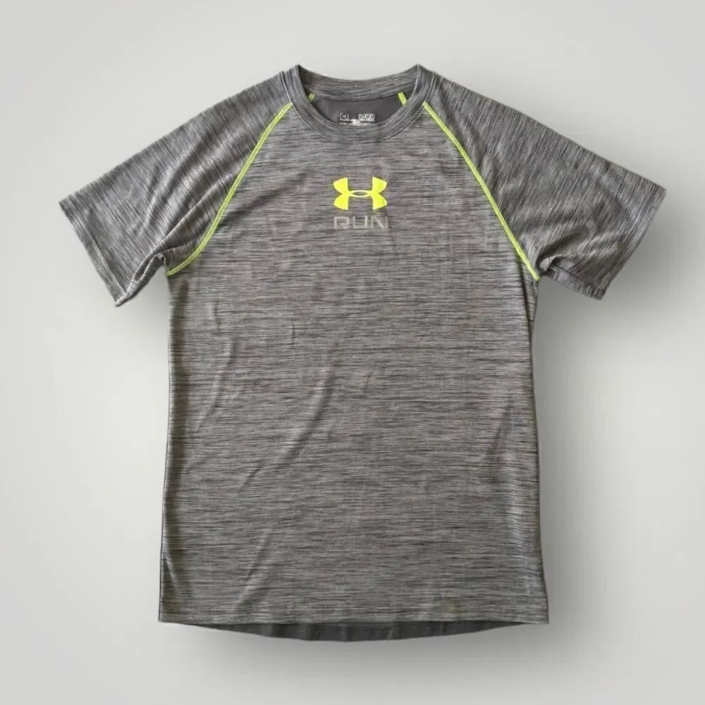 🎉5 for $45🎉Under Armour Tshirt Shirt Man Size M Gray